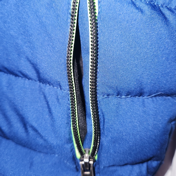 Gerry Weber Sporty Blue and Green Puffer Coat - Picture 4 of 9